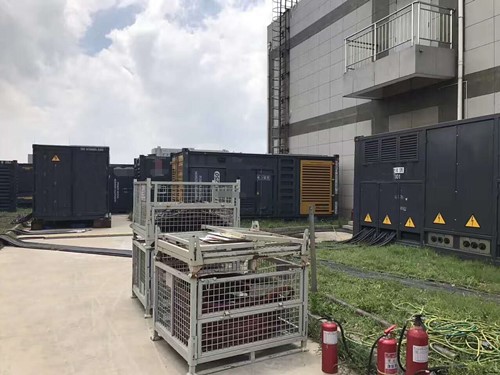 大关除了定期检查，还有哪些方法可以及时发现接触式转速表探头的磨损？